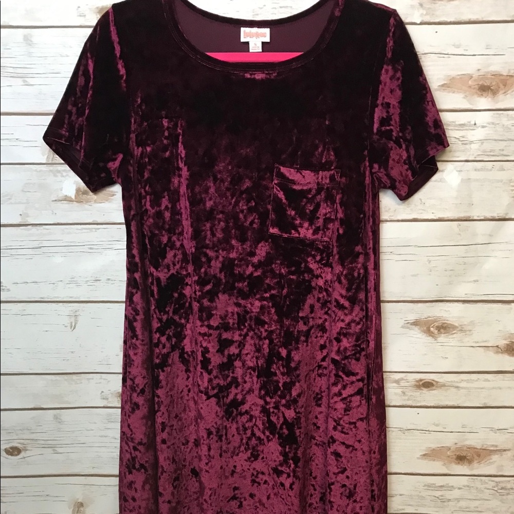 LuLaRoe Red Crushed Velvet Carly EUC Size S